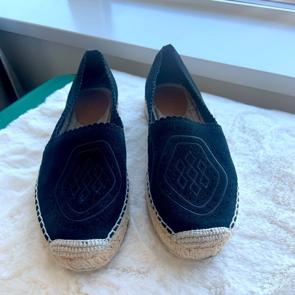 New UGG espadrilles worn once but too small!